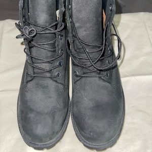 Big kids black timberland boots size 5.5